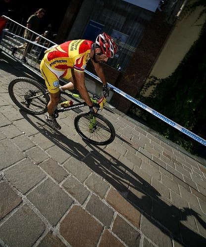 Jose Antonio Hermida Ramos won the day, but it was Julien Absalon who won the overall World Cup title. Photo courtesy www.mountainbike-weltcup.at