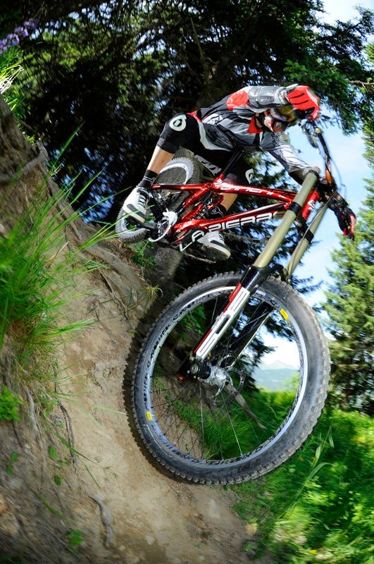 Nico Vouilloz, ten-time downhill world champion, will be racing as well as developing product for Lapierre.