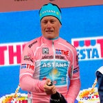 Alexander Vinokourov back in the lead at the Giro d'Italia Back in pink