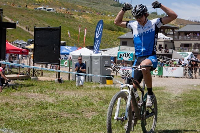 Adam Craig rides the Anthem X Advanced SL to victory at the 2009 STXC US National Championships.