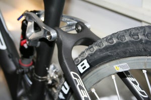 Felt's new Edict is designed around a one-piece rear end that flexes like a leaf spring.