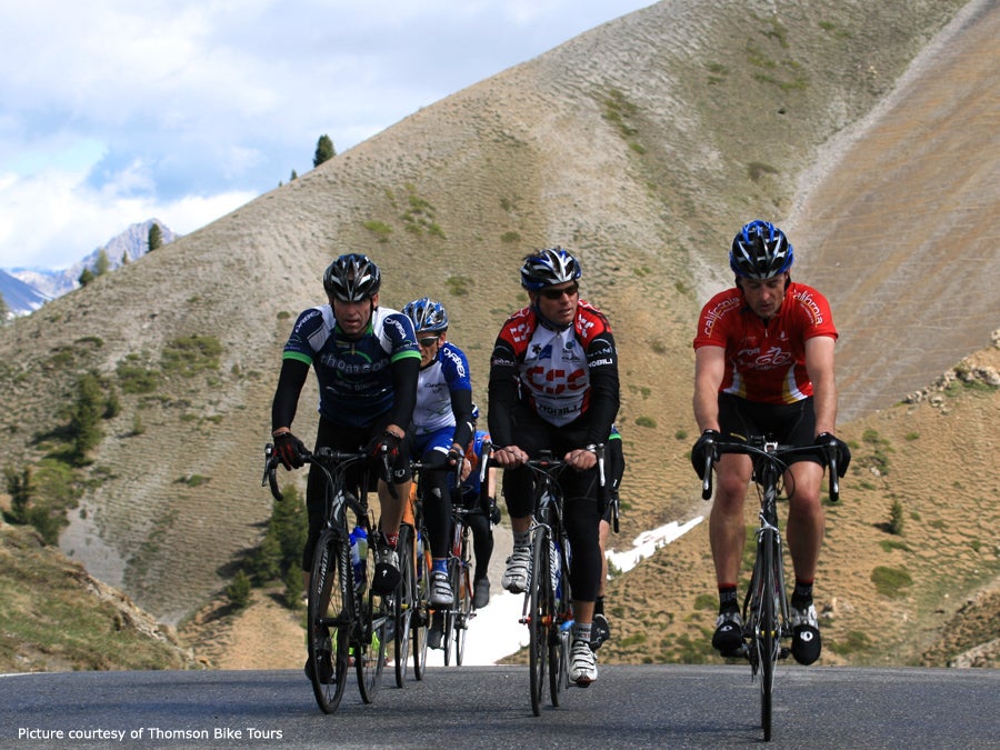 Climbing in a group can save energy and improve morale