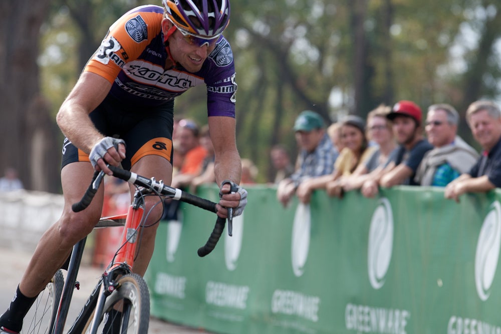 Ryan Trebon racing during the 2010 USGP Derby City Cup. Photo: Wil Matthews | <a href="http://www.wilmatthewsphoto.com/">wilmatthewsphoto.com</a>