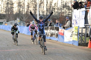 2010 Bay State Cyclocross, day 1, Laura Van Gilder