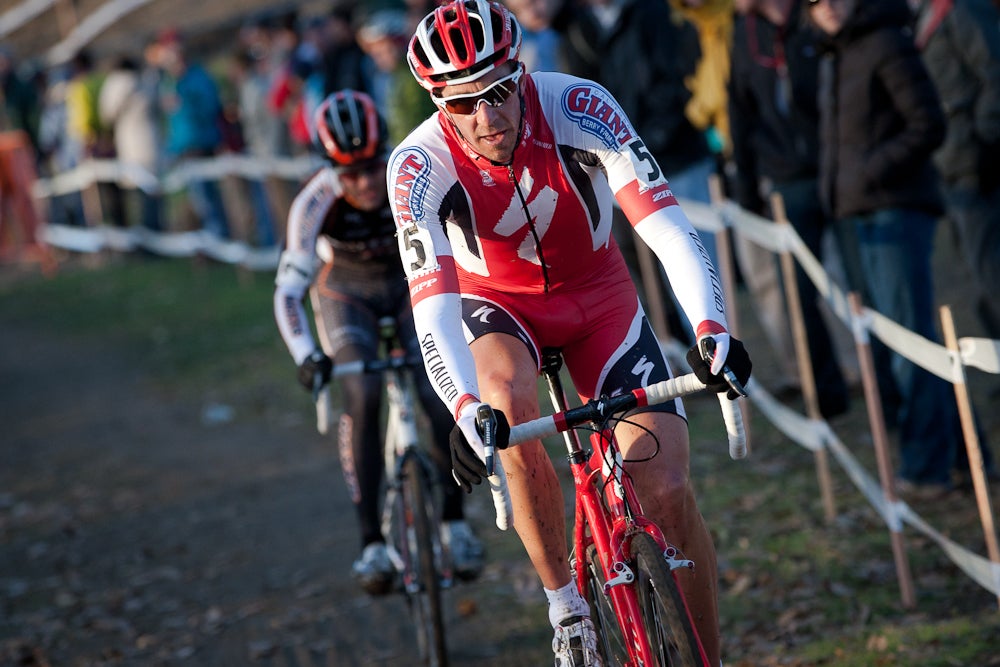 2010 USGP Stanley Cup Day 2: Todd Wells and Geoff Kabush finished fourth and fifth.