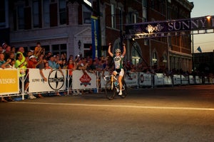 Sunny King Pro Race. Anniston, AL Photo Credit: B.D.Andrews © 2011