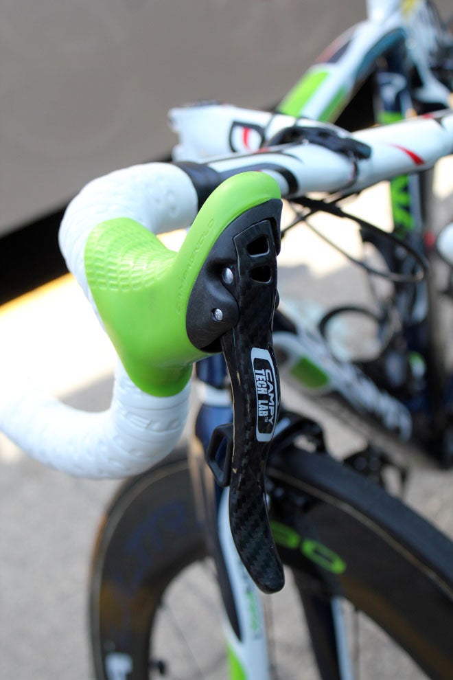 Giro Pro Bike: Francisco Ventoso's Pinarello Dogma