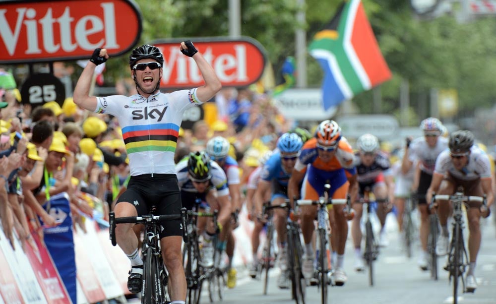 Mark Cavendish wins stage 18 by an impressive margin.  Photo: Graham Watson | <a href="http://www.grahamwatson.com">www.grahamwatson.com</a> 