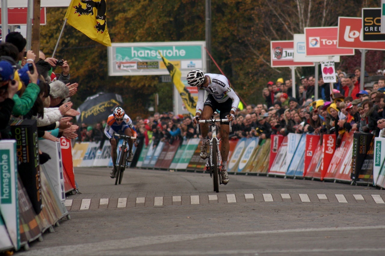 Lars Van Der Haar (Rabobank) reminds Niels Albert (BKCP-Powerplus) that the race ends at the finish line — and not before. Photo: Dan Seaton