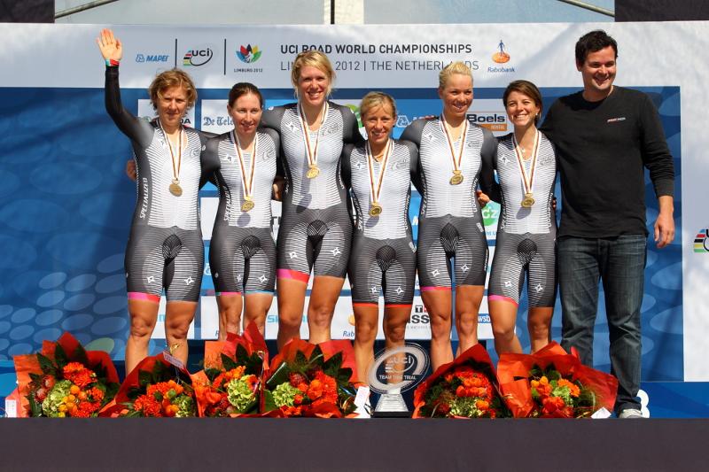 Carmen Small, Gillian Carleton, and Tayler Wiles join Specialized-lululemon for 2013. Photo courtesty Specialized-lululemon | CJFoto.com