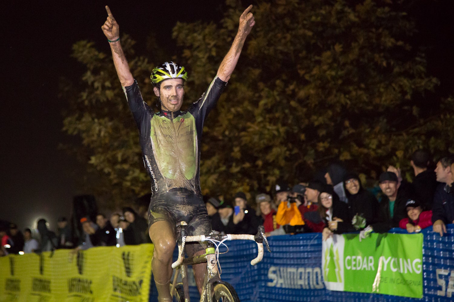 Jamey Driscoll takes a soggy victory in the UCI CXLA After Dark race on Saturday night. Photo: Wil Matthews | <a href="http://www.wilmatthewsphoto.com">www. wilmatthewsphoto.com</a>