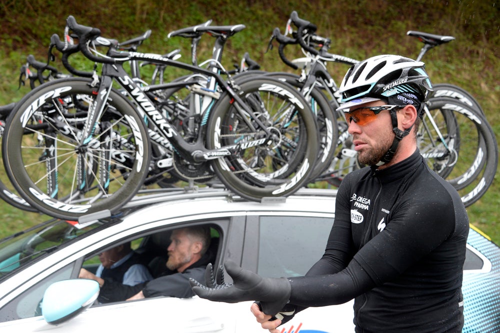 Mark Cavendish brushed off questions over his team's failed signing of Alessandro Petacchi, but his leadout will have to come through on Saturday to avoid loud doubts. Photo: Graham Watson | <a id="www.grahamwatson.com" href="http://grahamwatson.com">www.grahamwatson.com</a>