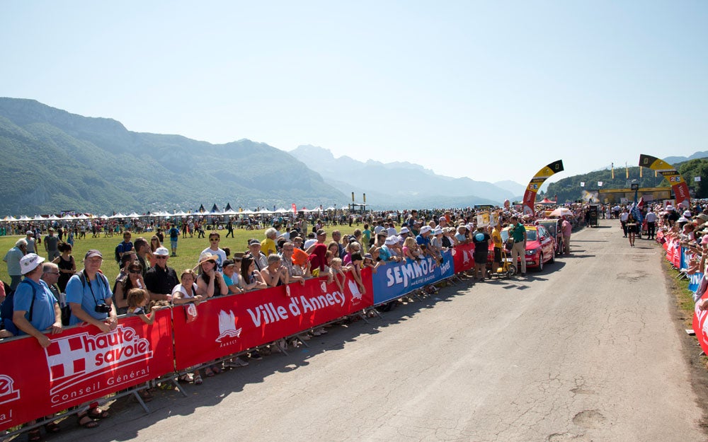 The start in Annecy proper, along the lake, made for a spectacular sight. Photo: Casey B. Gibson | <a href="http://www.cbgphoto.com">www.cbgphoto.com</a>