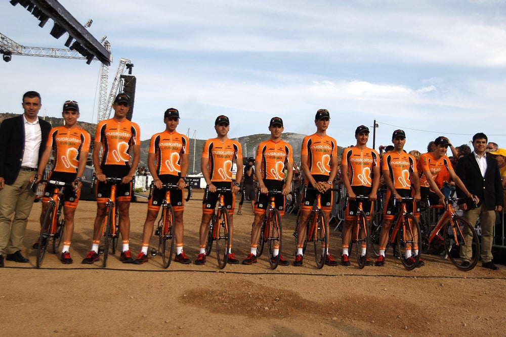 Euskaltel-Euskadi placed one rider in the top 15 at the Tour de France and finished seventh in the teams classification. Photo: Graham Watson | <a id="www.grahamwatson.com" href="http://grahamwatson.com">www.grahamwatson.com</a>