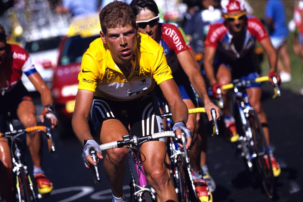 Jan Ullrich, shown here in the 1998 Tour, is auctioning one of his bikes from that year's race.