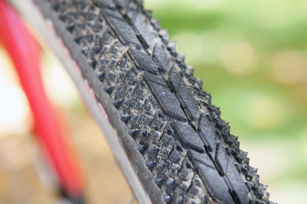 The USH's pointy side knobs provide just enough traction for most dry dirt surfaces. They are also impressively solid when cornering hard on pavement. Photo: Brad Kaminski | VeloNews.com
