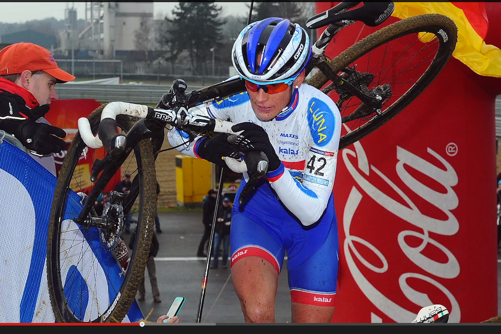 Global Cycling Network picks 10 riders to watch at the 2015 world cyclocross championships. 