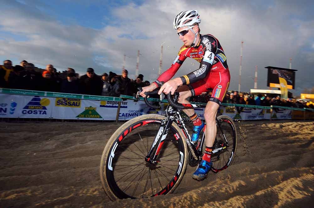 Kevin Pauwels drives through the sand en route to winning the Superprestige finale. Photo: Tim De Waele | <a href=http://www.tdwsport.com target="_blank">TDWsport.com</a>