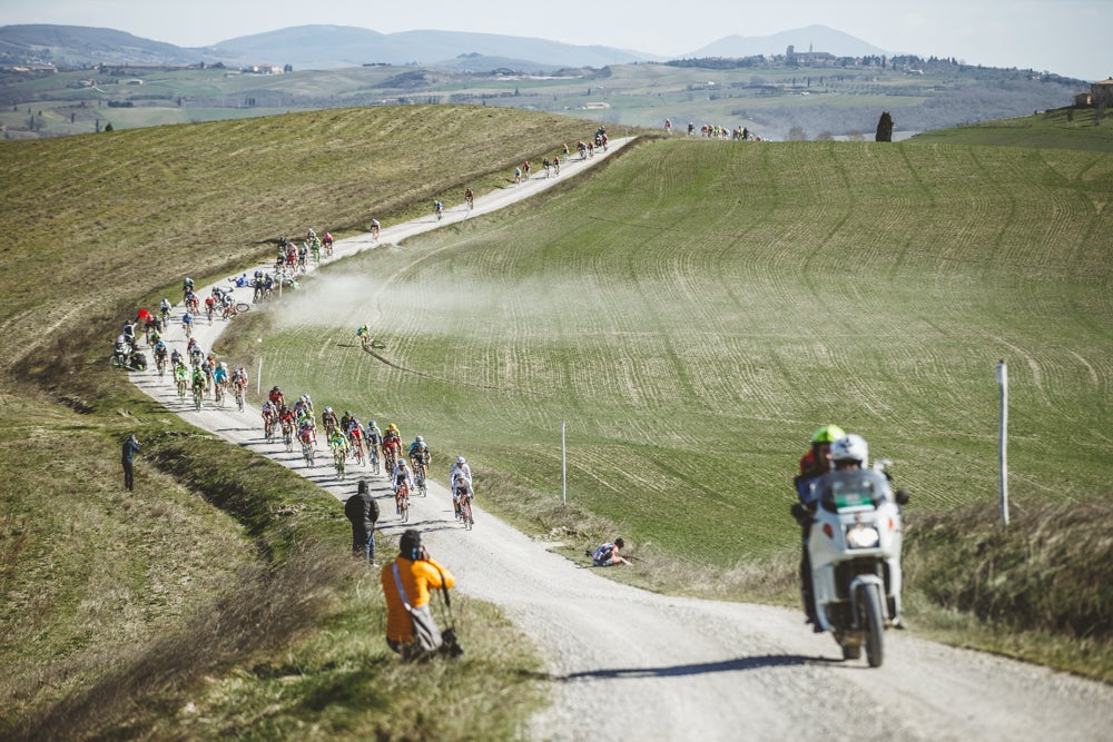 Strade Bianche features the winding white gravel roads that crisscross Tuscany. Photo: Jim Fryer / BrakeThrough Media | brakethroughmedia.com (File).