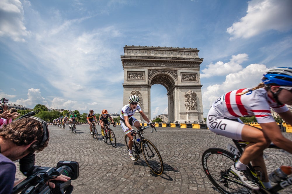 La Course by Le Tour de France returns for a second edition on Sunday, July 26. Photo: BrakeThrough Media | brakethroughmedia.com
