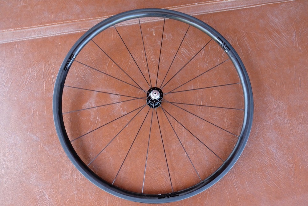 The SES 2.2 wheelset weighs in at 1,112. The front and rear wheels share the same tubular rim. Photo: Logan VonBokel | VeloNews.com