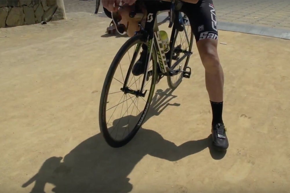 The Vuelta's team time trial route features several kilometers of dirt and sand. Photo: Global Cycling Network