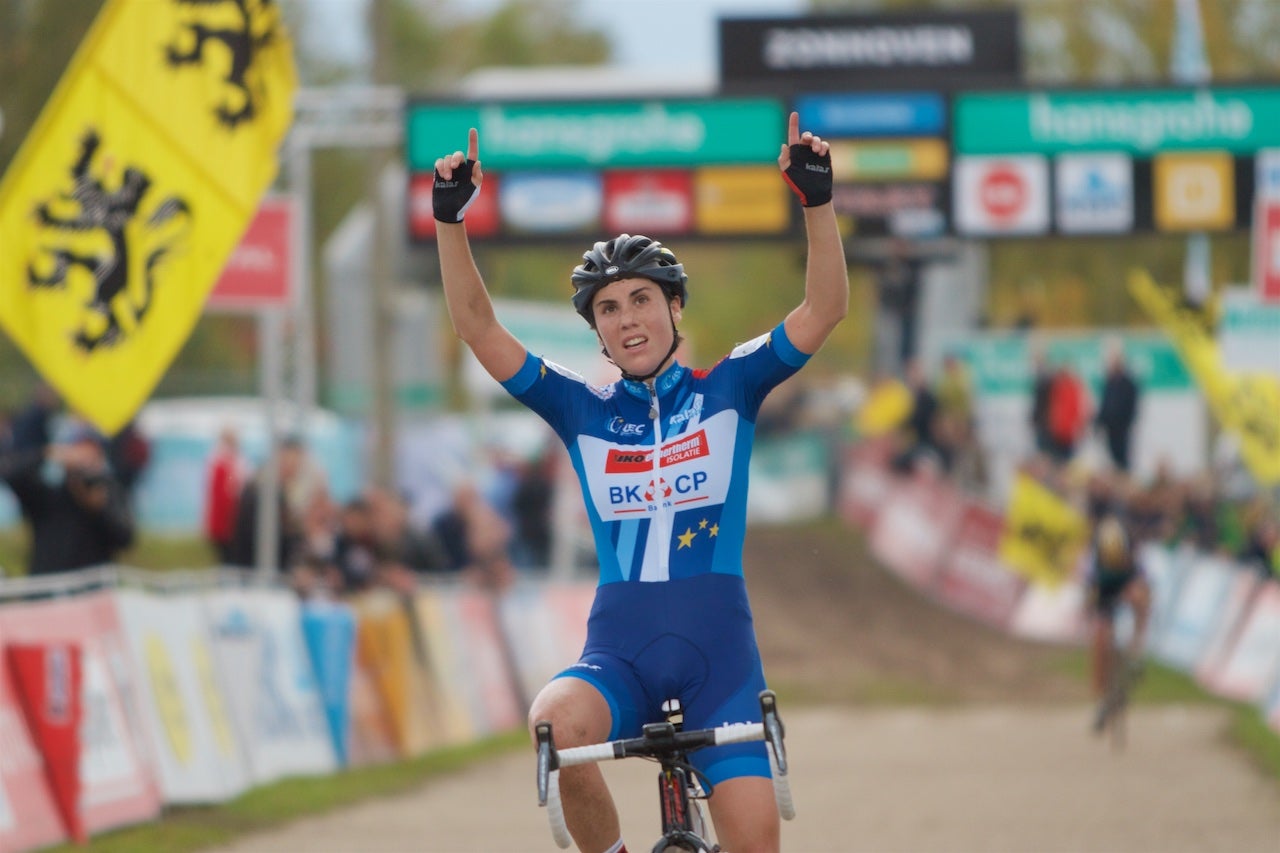 Sanne Cant rode away on the first lap to win in Ruddervoorde. Photo: Dan Seaton | VeloNews.com (file photo)
