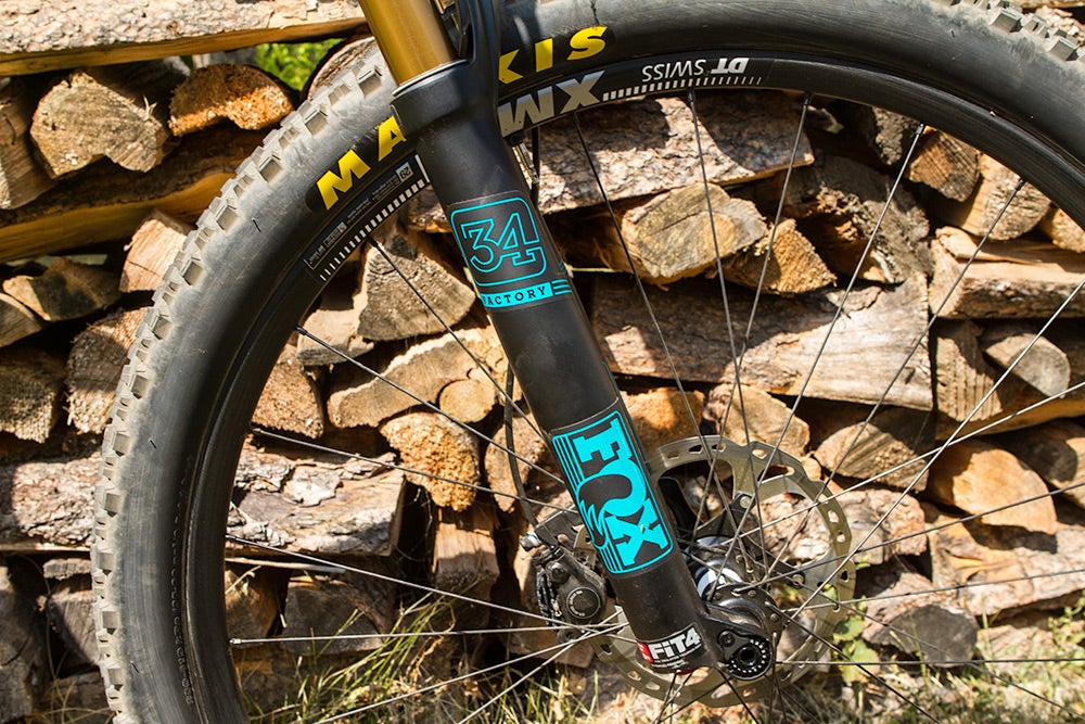 One reader's suspension fork had a scratch that caused oil to leak. Photo: Dan Cavallari | VeloNews