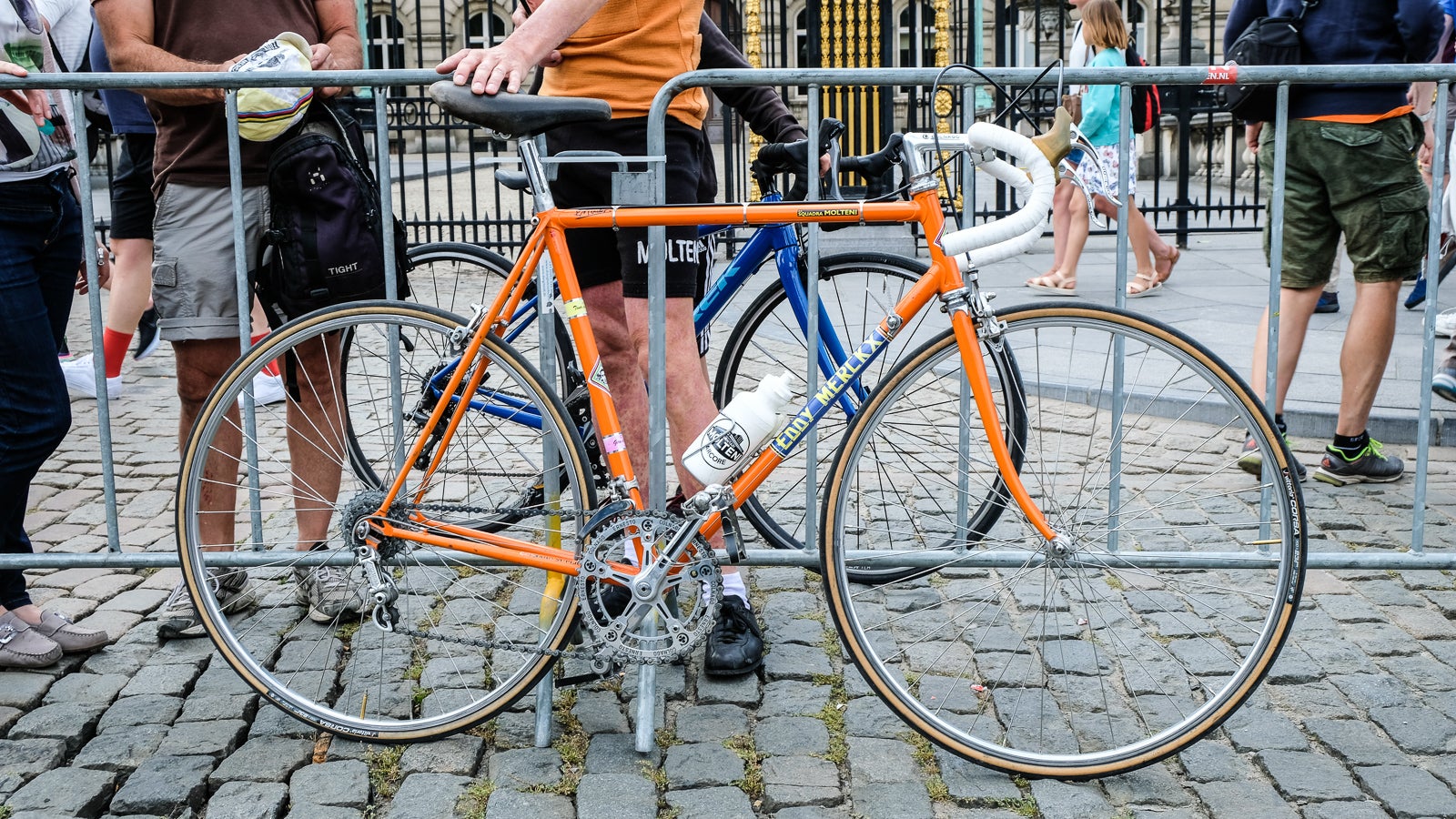The coolest bike at the Tour is orange, steel, and lugged