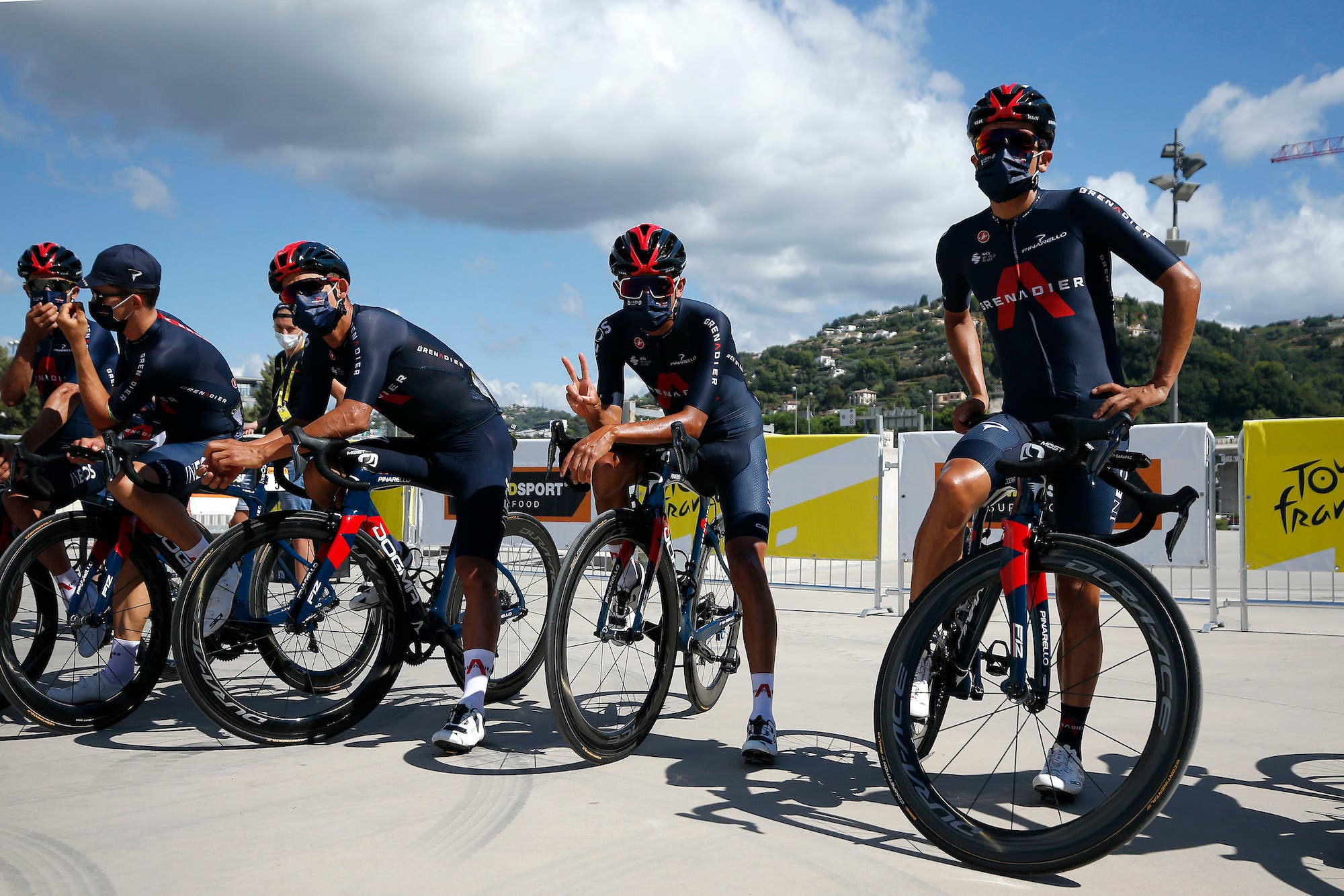 So far, so good for Team Ineos Grenadiers. Photo: Sebastien Nogier -Pool/Getty Images.
