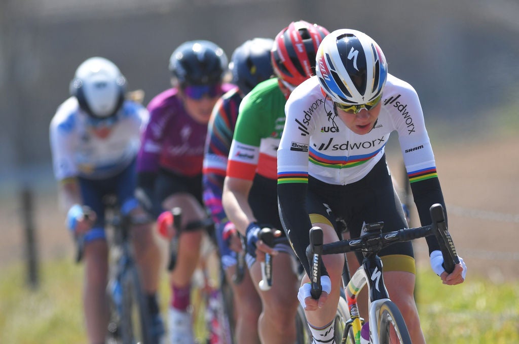 Anna van der Breggen set a brutal pace in the Liège-Bastogne-Liège winning move