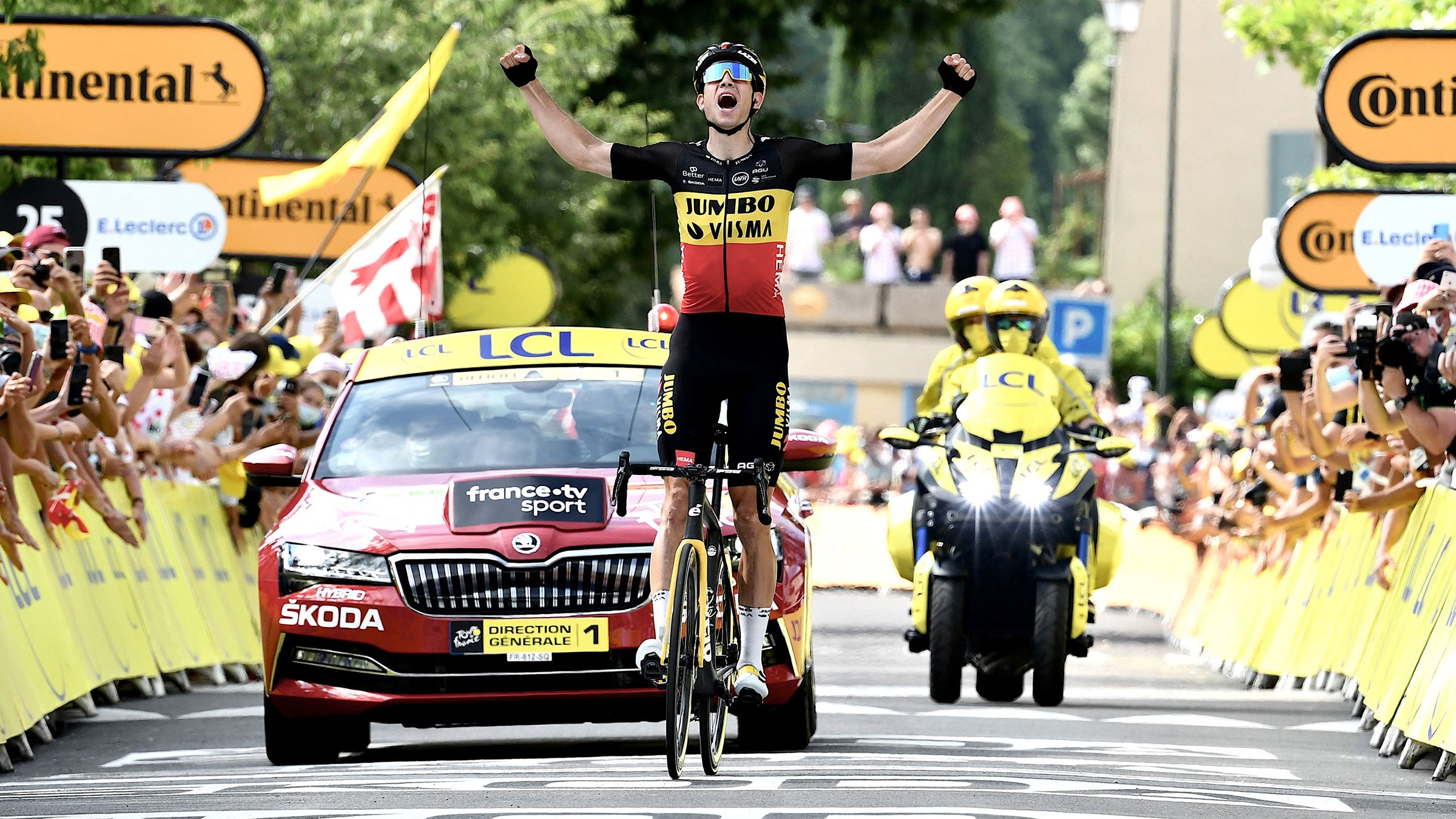 Wout van Aert (Jumbo-Visma) won stage 11 of the 2021 Tour de France.