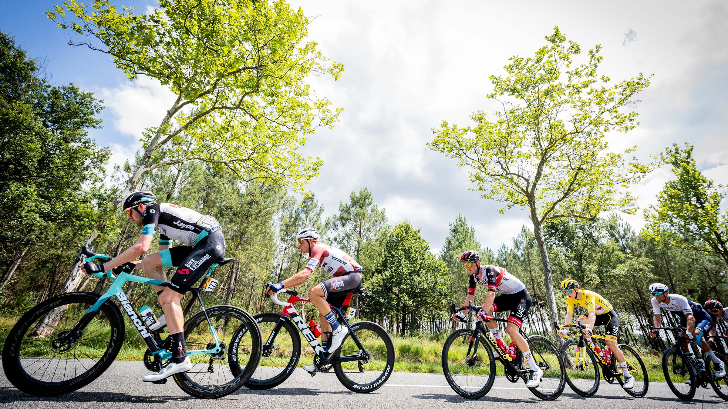 The peloton and the yellow jersey on stage 19 of the 2021 Tour de France.