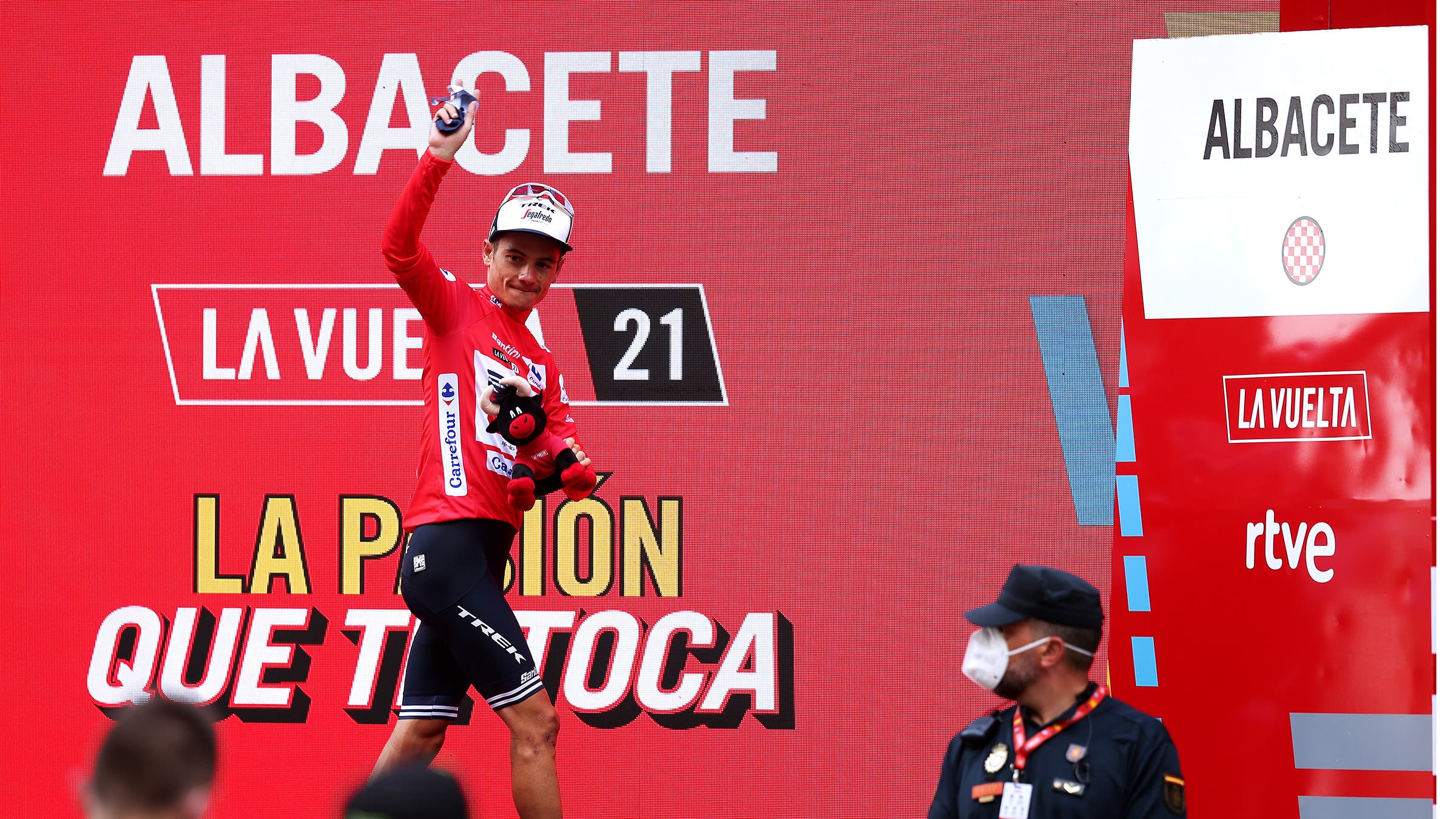 Kenny Elissonde took over the race lead after five stages.