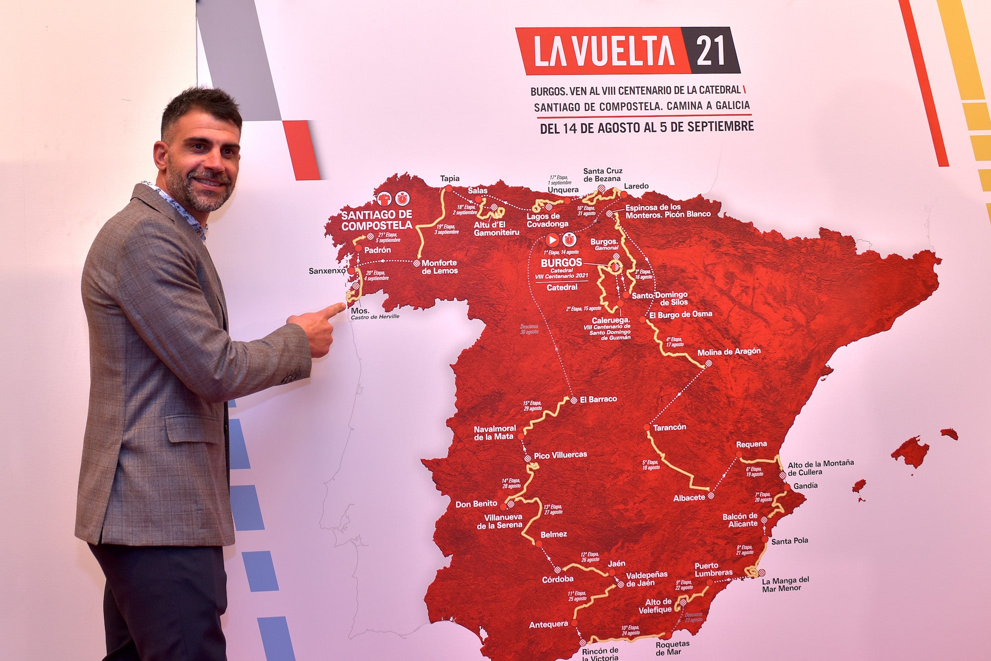 BURGOS, SPAIN - FEBRUARY 11: Óscar Pereiro of Spain Ex-procyclist and winner of 2006 93rd Tour de France during the 76th Tour of Spain 2021, Route Presentation / #LaVuelta21 / #catedral2021 / #burgos / on February 11, 2021 in Burgos, Spain. (Photo by Alba García Ureña/Getty Images)