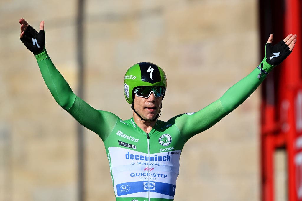 Fabio Jakobsen celebrates finishing the Vuelta and winning the green jersey