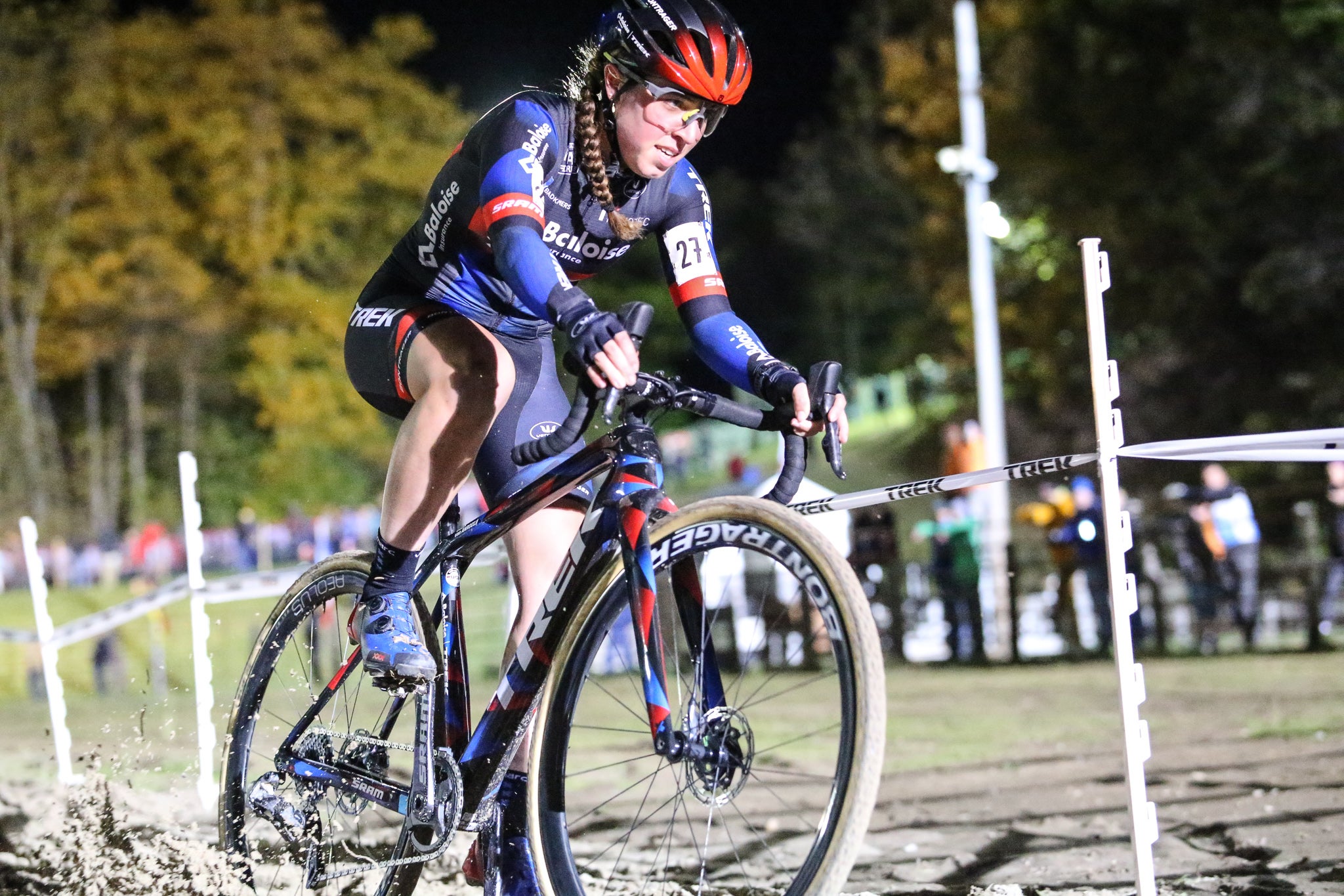 Van Anrooij wins Jingle Cross