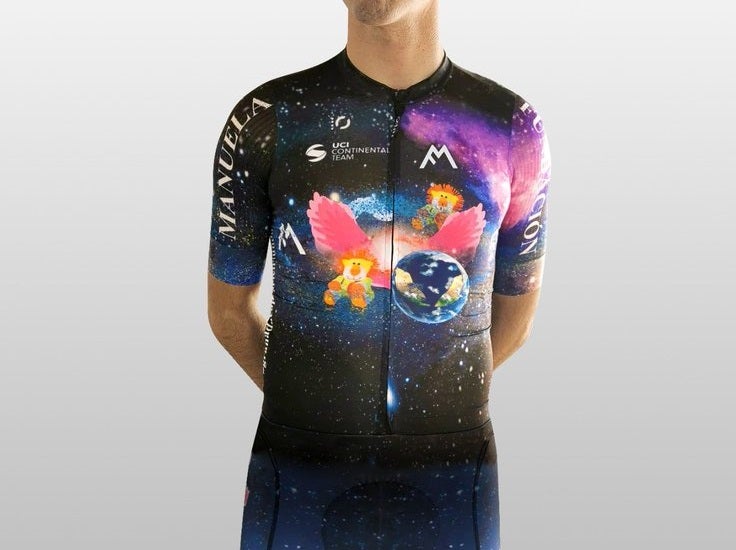 The new Manuela Fundación kit