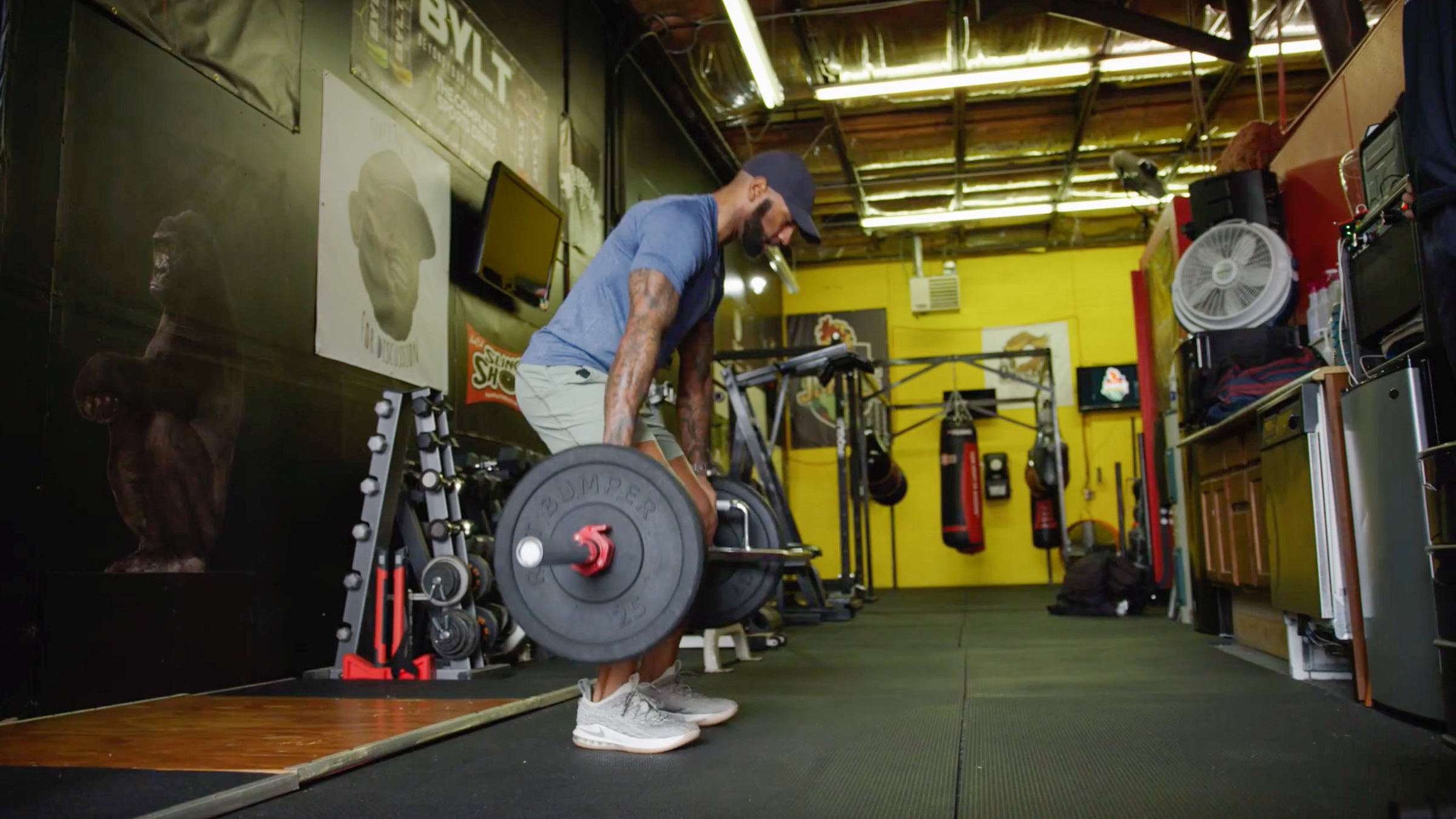 Dead lift to build strength