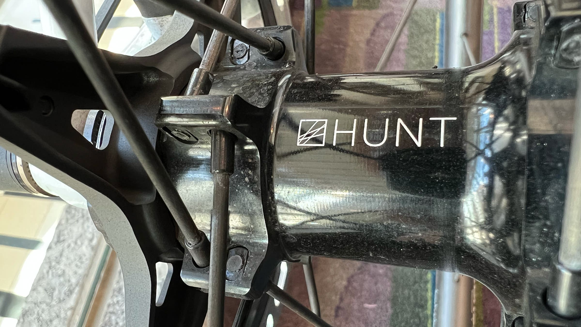 Hunt 32 UD Carbon Spoke Disc wheels rear hub