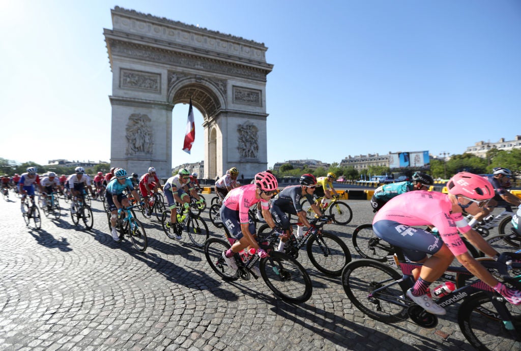 The peloton passes the Arc de Triomphe on the final stage of the 2021 Tour de France
