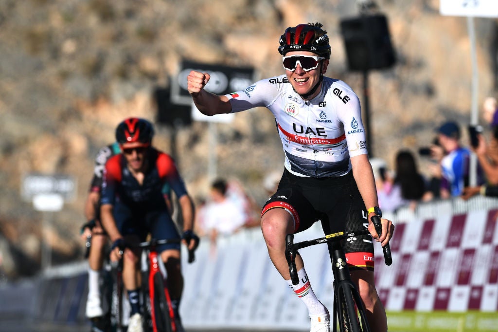 Tadej Pogacar wins stage 4 of the UAE Tour