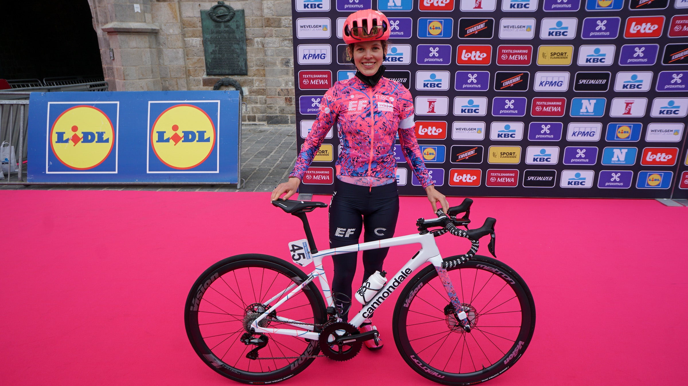 Clara Honsinger will race cyclocross and road in the same team kit.