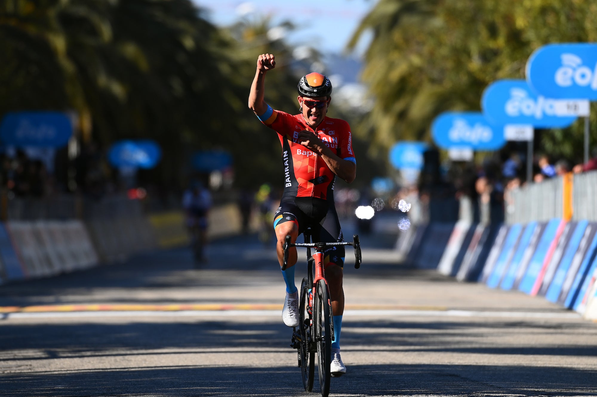 Heinrich Haussler celebrates the victory of teammate Phil Bauhaus on Sunday to close out Tirreno-Adriatico.