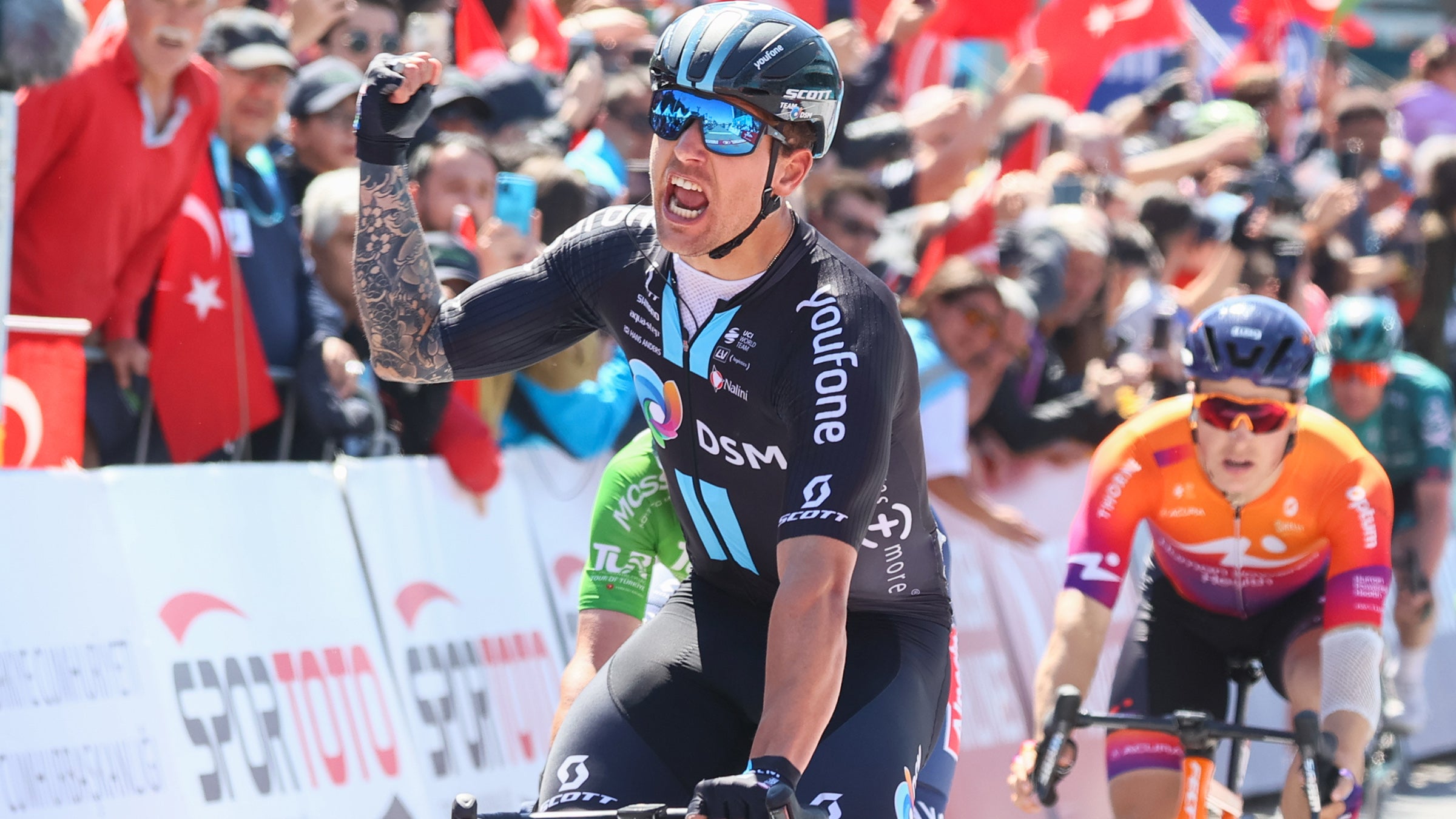 Sam Welsford (Team DSM) won stage 5 of the 2022 Tour of Turkey.