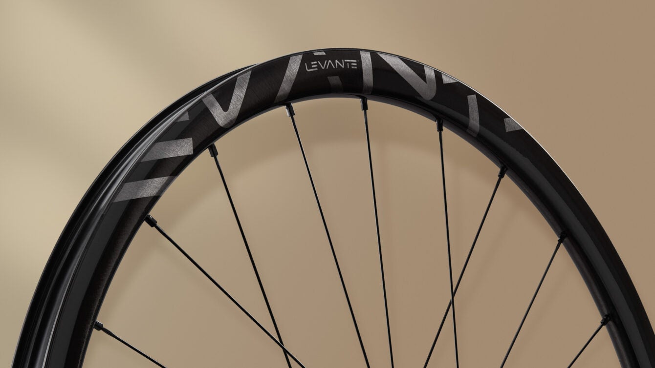Campagnolo-Levante-gravel-wheels-2-1340x754