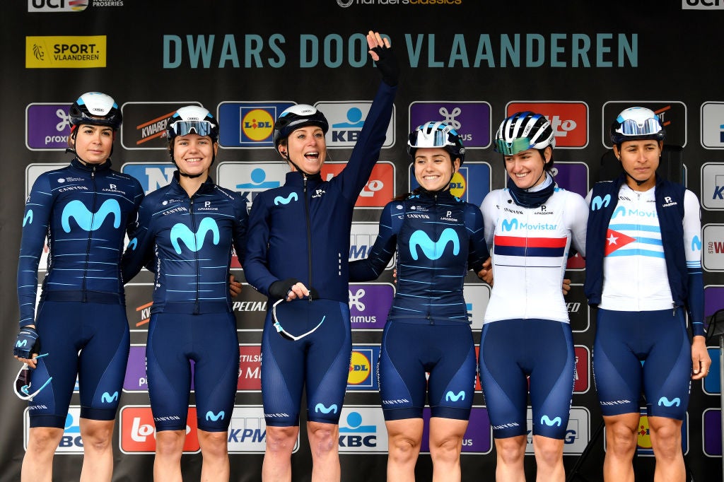 Annemiek van Vleuten at the start of Dwars door Vlaanderen