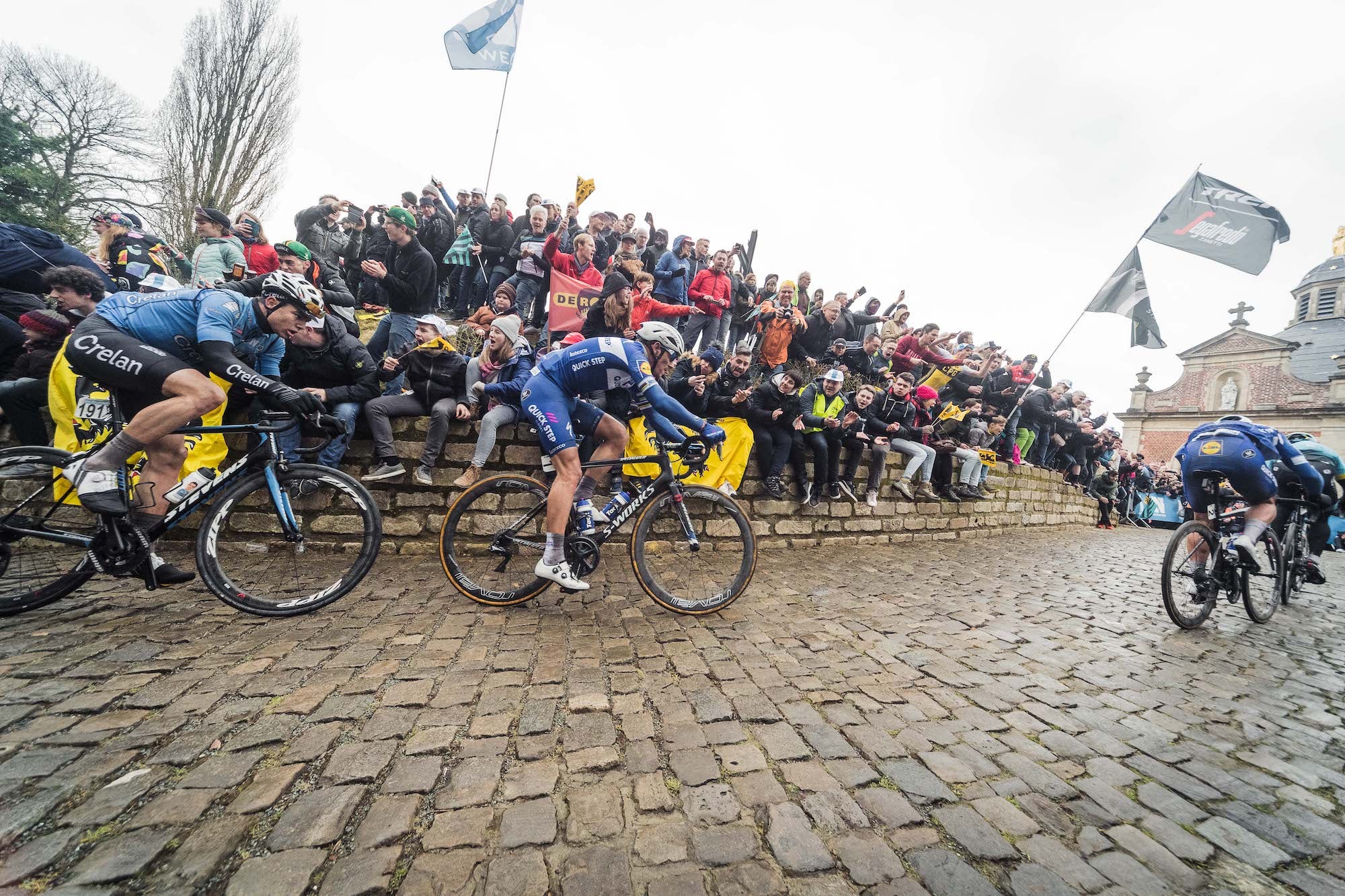 Philippe Gilbert moves up the Muur in 2018 a year after launching a winning attack at Flanders.