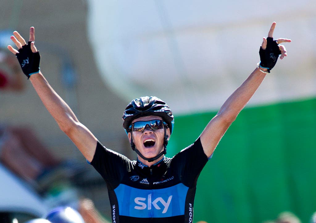 Chris Froome wins stage 17 of the Vuelta a Espana