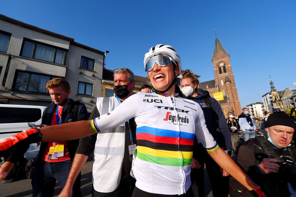 No such thing as the curse of the rainbow jersey for Elisa Balsamo
